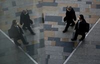 1月失業率3.2％に低下､有効求人倍率も上昇 雇用情勢の小幅改善続く