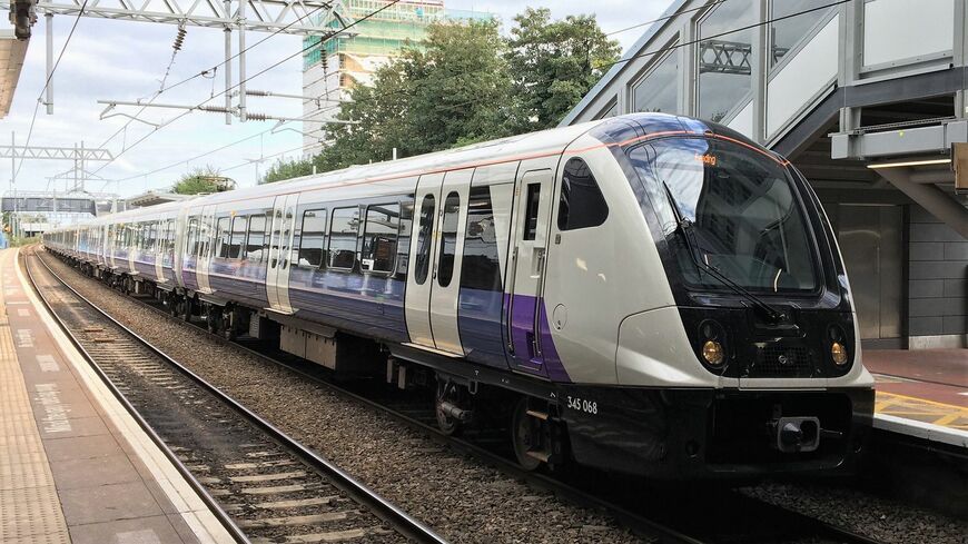 Elizabeth Line Class 345