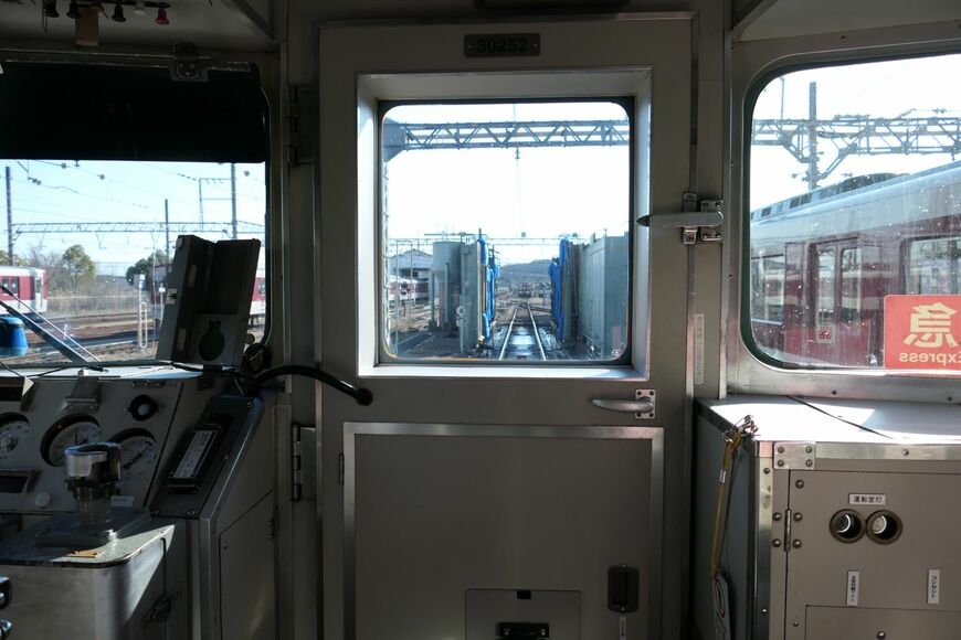 近鉄　ビスタカー　30000系　乗務員室