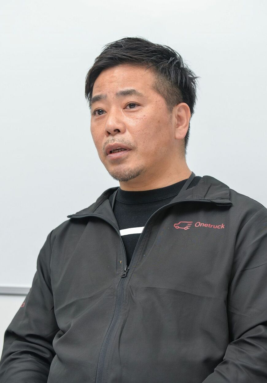 大手での経験を元に独立した目羅社長。ドライバーの環境を重視した経営を目指している（撮影：大澤誠）
