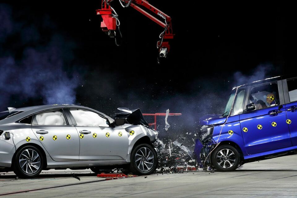 ホンダ｢Nシリーズ｣の安全は何が進化したのか N-BOXとインサイトの衝突