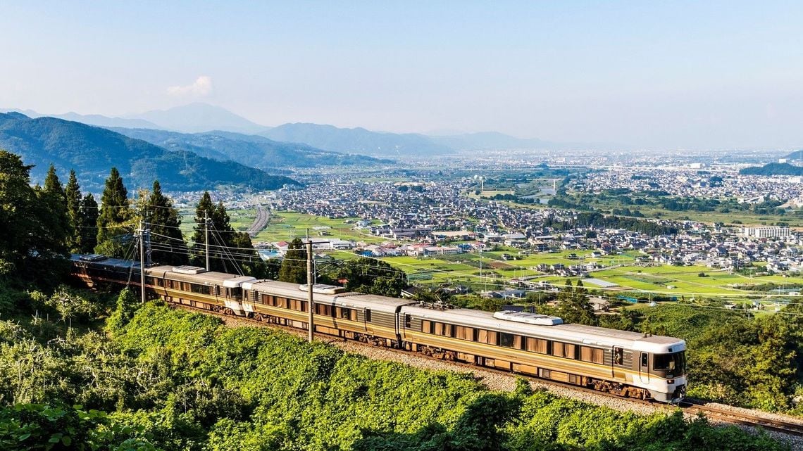 新幹線vsあずさ どっちで行く 長野の鉄道事情 Goto最前線 東洋経済オンライン 社会をよくする経済ニュース 新幹線vsあずさ どっちで行く 長野の鉄道事情 Goto最前線 東洋経済オンライン 社会をよくする経済ニュース