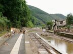被災直後の坂本駅構内