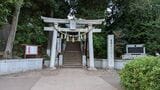 洗足池にある「千束八幡神社（南千束2-23-10）」に縁がある。池上氏を名乗った藤原忠方に縁がある神社（筆者撮影）