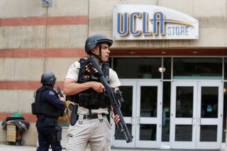 米ＵＣＬＡで銃撃、容疑者が男性射殺後に自殺　遺書発見か