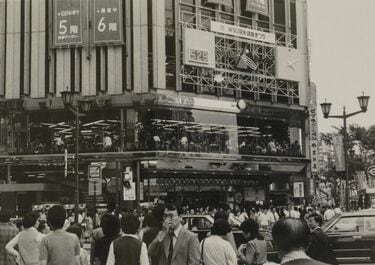 戦前期日本における百貨店 百貨店｢華やかなりし20世紀｣と現在の残酷な明暗 お歳暮や屋上