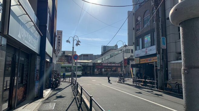 寛容？｢公衆面前で放尿｣が怒られない街の実態