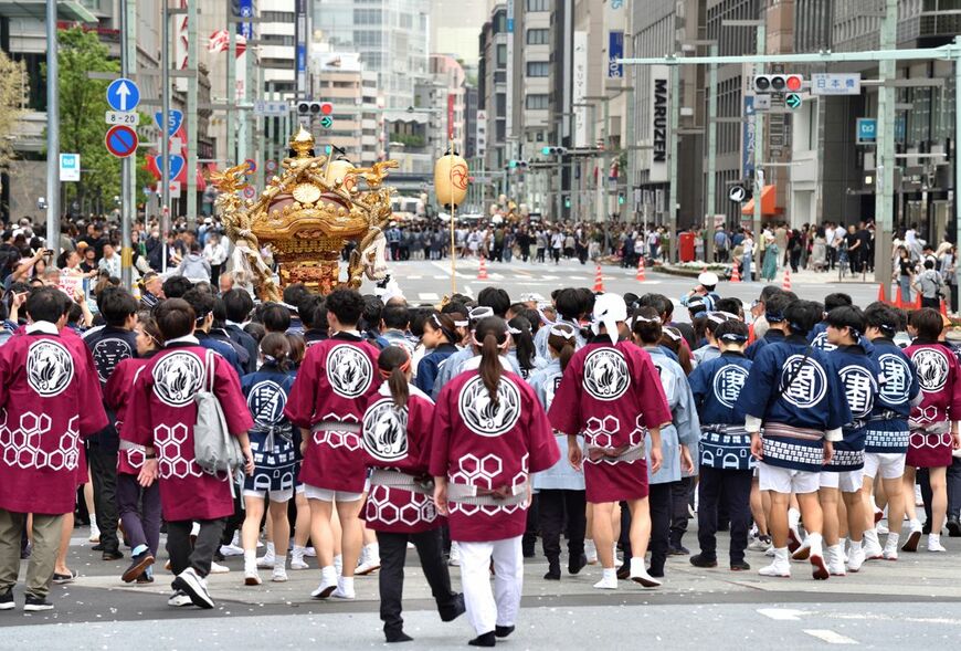 祭りの様子