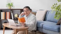 65歳以降働く人の｢年金繰り下げ｣はお得なのか 年金額が目減りする｢落とし穴｣に要注意