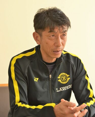 井原正巳､柏の｢J1復帰｣へ譲れないポリシー ｢ピッチで100％やらない選手