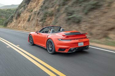 ポルシェ911 ターボ ポルシェ911｢3235万円最上級車｣の凄まじい実力 ターボSカブリオレに見