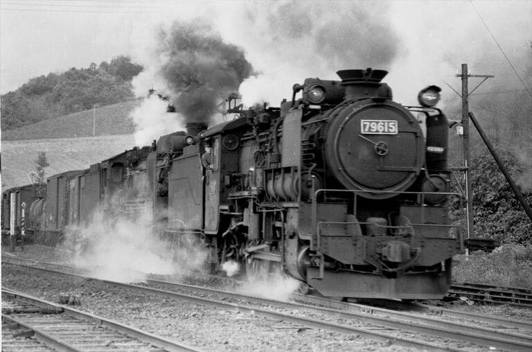 鉄道員にオヤジと呼ばれたSL｢キューロク｣の記憶 大正生まれ9600形､国鉄