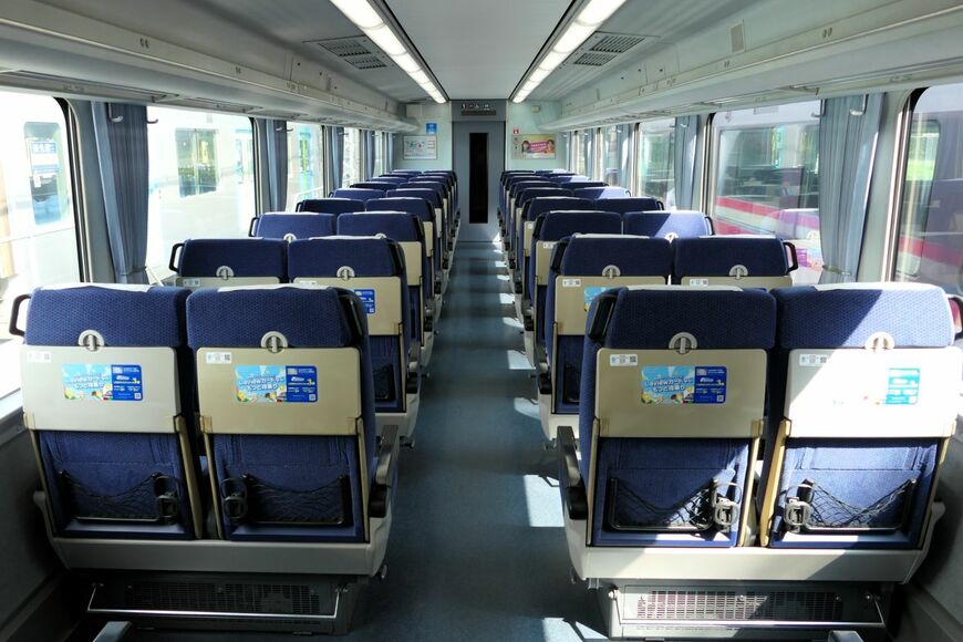 西武鉄道 10000系　車内