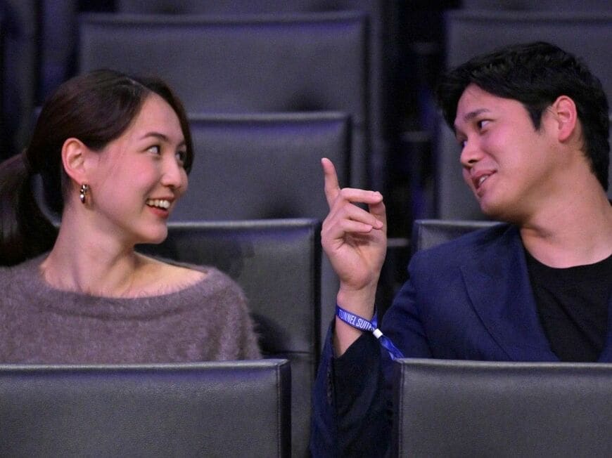 2024-25シーズンのNBAで、大谷夫妻は仲睦まじくレイカーズ戦を観戦していた（写真：USA TODAY Sports／ロイター／アフロ）