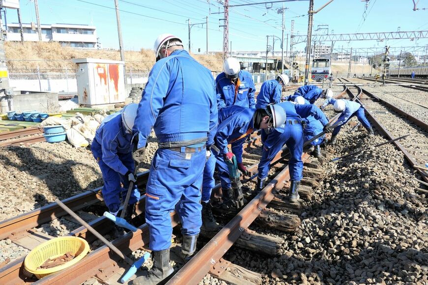 区ごとに分担して作業を進める（記者撮影）