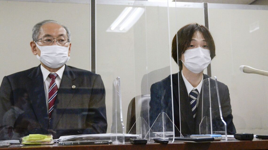 東大に留年決定の取り消しなどを求め東京地裁に提訴し、記者会見する杉浦蒼大さん