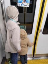 息子２人とお出かけ（写真：中山さん提供）