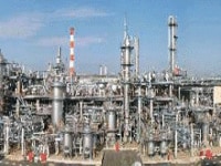 日本の総合化学業界　事業環境見通しはネガティブも、格付け見通しは安定的　《ムーディーズの業界分析》