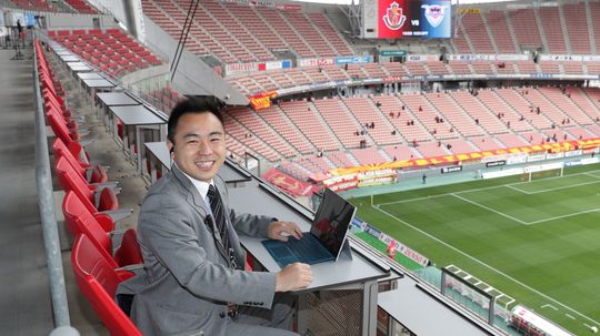 ベルギー1部クラブ買収 Dmm流サッカースタジアム革新 日経クロステック Xtech