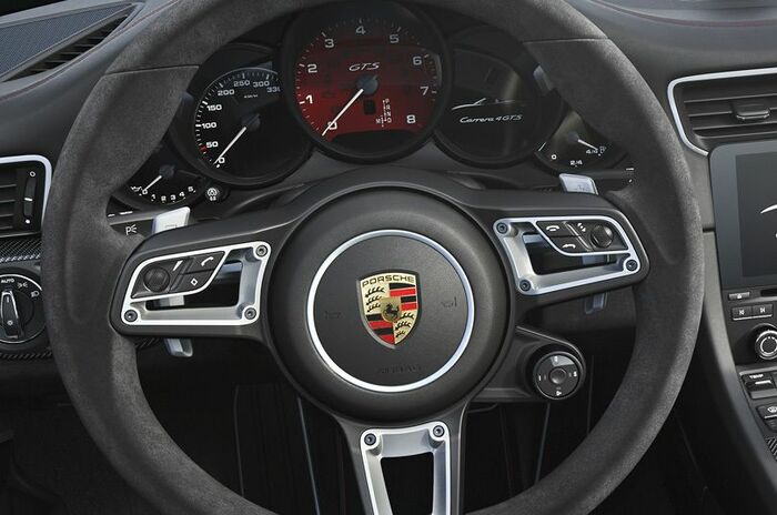 ポルシェ 911 カレラ 4 GTS カブリオレ｜Porsche 911 Carrera 4 GTS Cabriolet