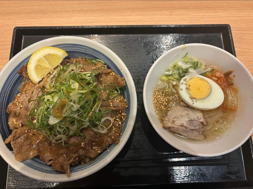 京都産九条ねぎ旨塩牛カルビ丼、盛岡冷麺