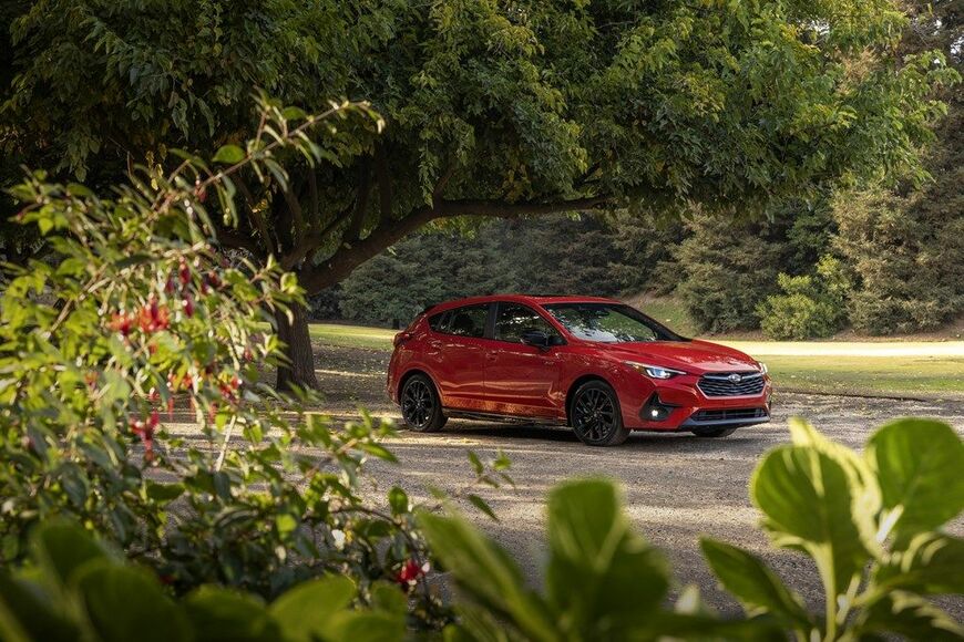 LAショーで発表された新型インプレッサ（写真：Subaru of America）
