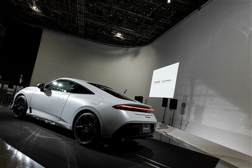 ホンダの新型「プレリュード」（写真：三木 宏章）