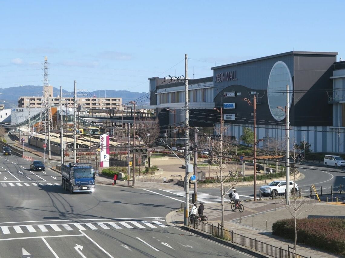 桂川駅とイオンモール京都桂川