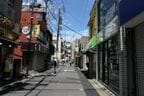 東（右）側は再開発に向けて営業を終えた