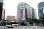 博多バスターミナルを出発する「九州号」