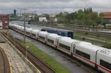 ドイツ鉄道が導入するスペイン・タルゴ社製の連接式客車「ICE-L」（撮影：橋爪智之）