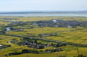 日本最大級のAIデータセンター建設､UAEが最大1兆円投資を検討…秋田県での建設を計画