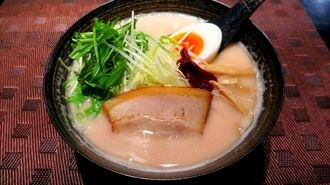 人気ラーメン店が奇抜なメニューを出すワケ