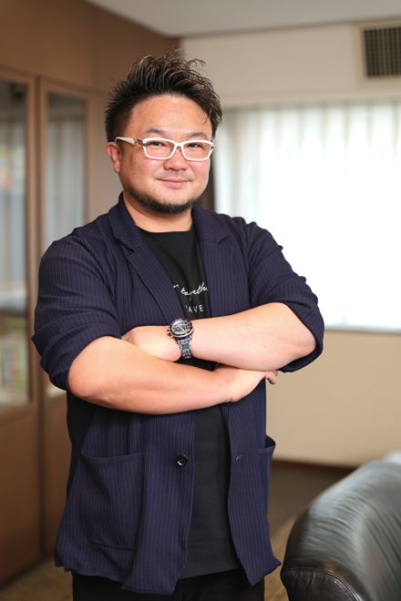 教員免許を持たない異色の“先生”高田康太郎さん（写真：尾形文繁）