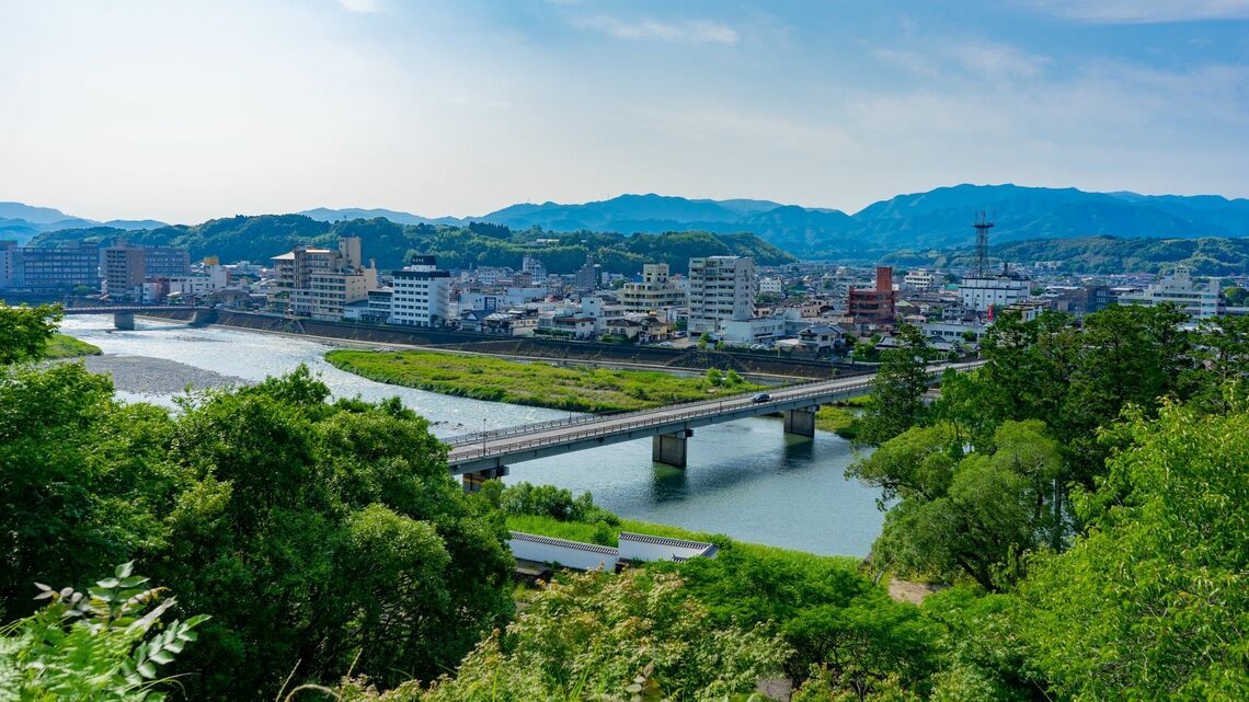 熊本県人吉市（写真：kwmn/PIXTA）
