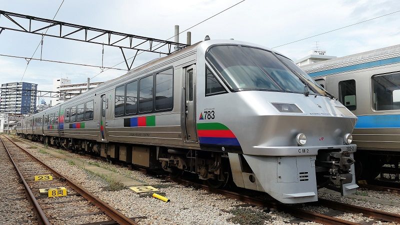JR初の新型特急｢783系｣は型破りな異端児だった ｢ハイパーサルーン｣の