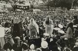 東京・代々木公園で演奏を楽しむ若者たち（写真：1989年8月8日、高橋孫一郎撮影）