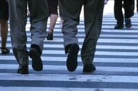 社内に何人、相談相手がいますか？