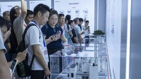 フォトレジストに露光装置…中国の半導体サプライチェーン〈国産化総力戦〉で日本メーカーが迫られる踏み絵