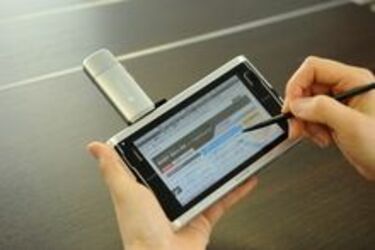 自分色に染めたいモバイル端末--シャープのタブレットPC「NetWalker PC