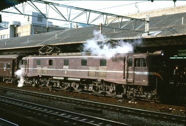 EF58形｣長距離列車を牽引した電気機関車の軌跡 ブルトレから荷物列車