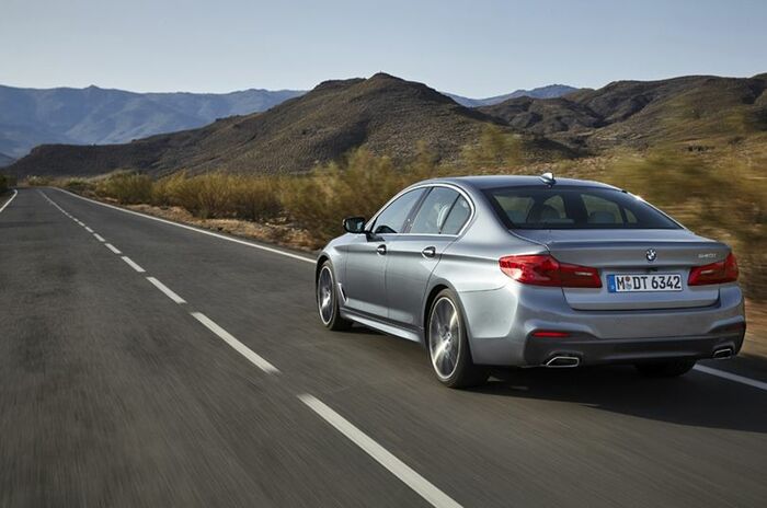 ビー・エム・ダブリュー 5シリーズ セダン｜BMW 5 Series Sedan