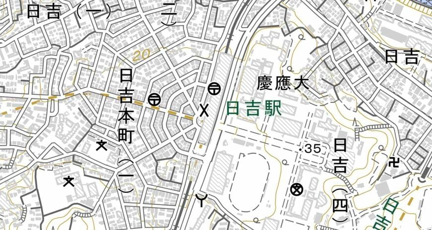 街の区画を見ると、日吉と田園調布は似ている（国土地理院 電子国土Webより）