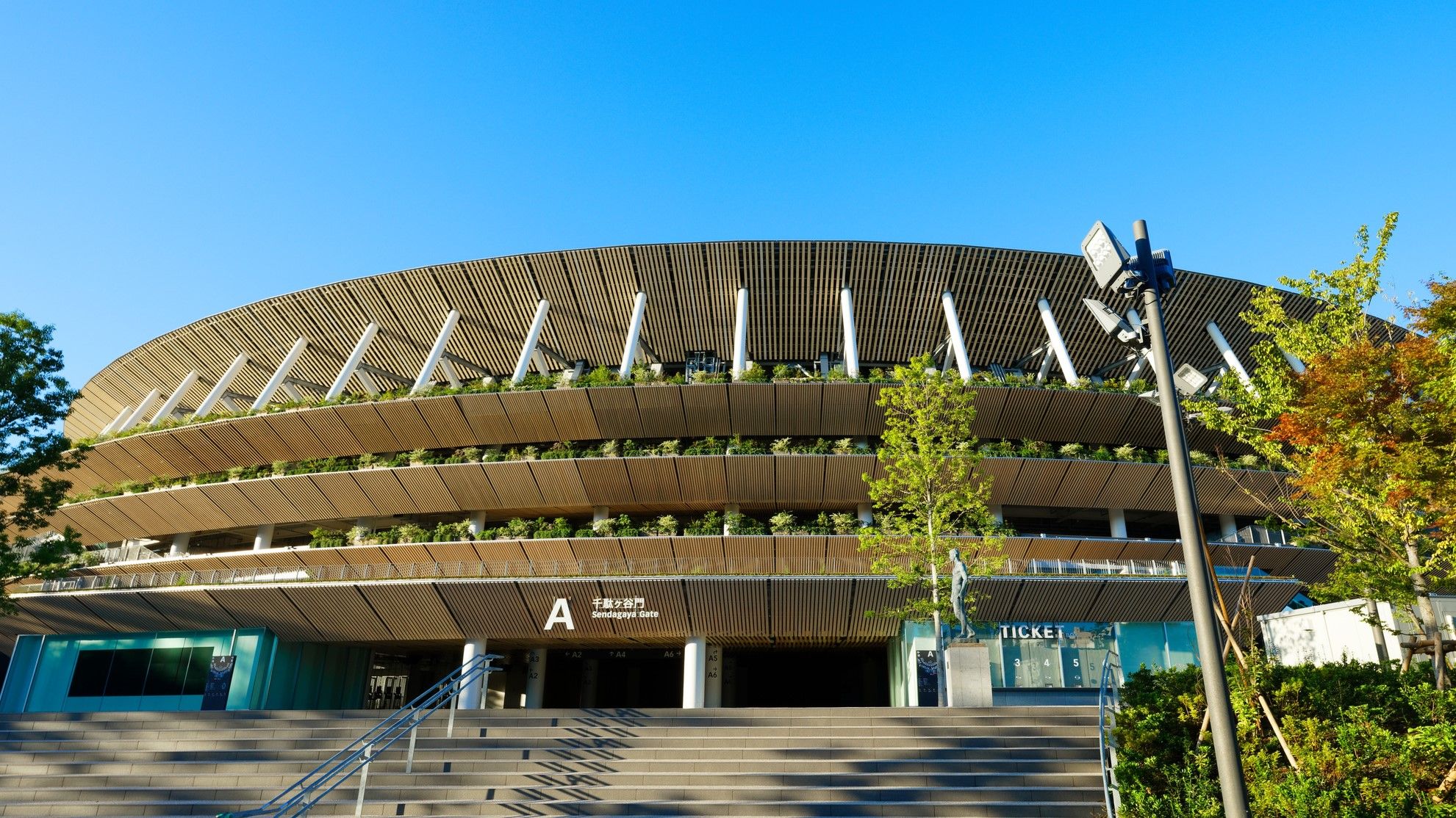 感動 の裏で忘れられた コンパクト 東京五輪 経済学 東洋経済オンライン 社会をよくする経済ニュース