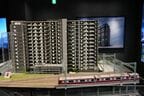 「プライム川崎」の模型。線路側から