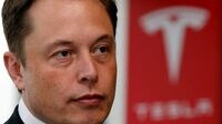 テスラCEOが突然非公開化を取り消した事情 5人の人物が明かしたマスク氏の意図