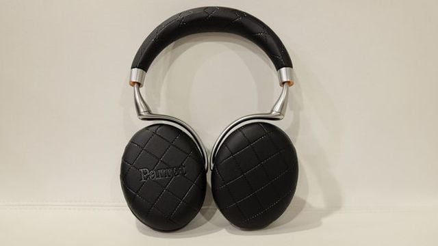 スマートなヘッドホン｣が音楽体験を変える 直感的操作でさまざまな設定