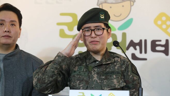 韓国軍で発生､｢性転換者｣は軍人になれるのか