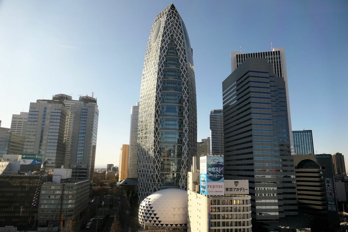 スカイテラスからの西新宿の眺め（記者撮影）