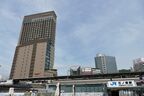 2021年に開業した「神戸三宮阪急ビル」。